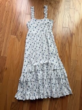 Universal Thread White Maxi Dress with Blue Floral Print